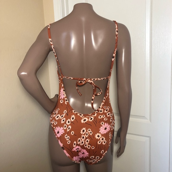 Madewell Second Wave Daisy Print Back Tie Swimsuit - Picture 3 of 3